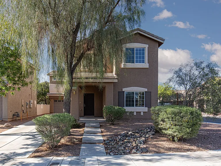 5163 Tunnel Falls Dr — Photo 2