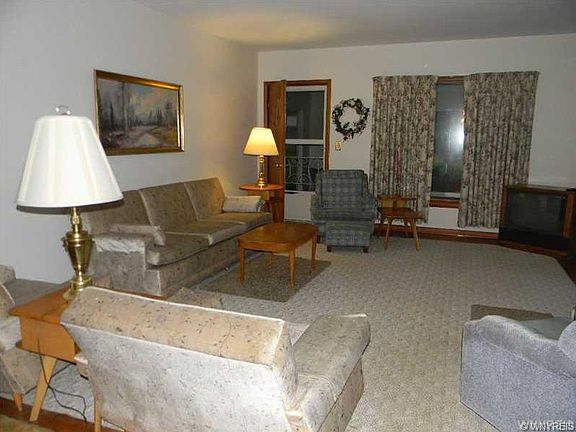 5th image of 10678 Markham Dr