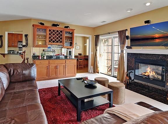 5th image of 6655 S Cass Ave Unit 5C