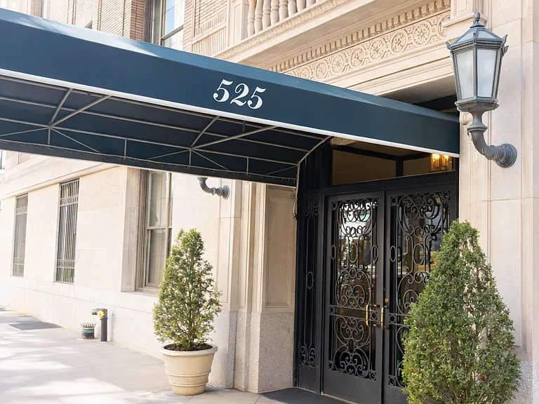 525 Park Ave #7AB — Photo 13