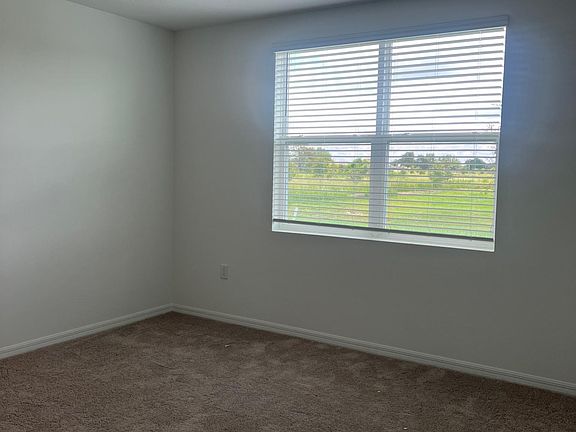 5th image of 3066 Laurel Oak Ln
