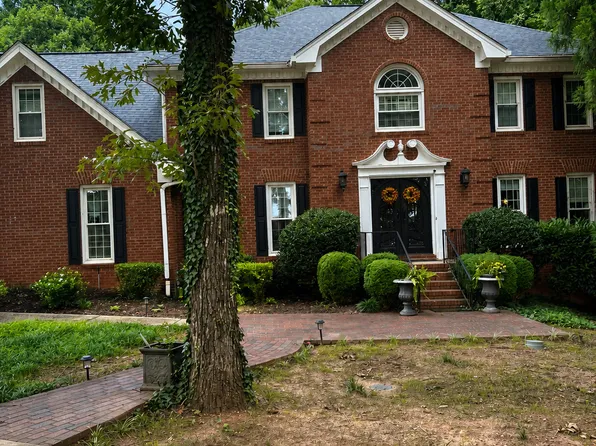 2061 Lullwater Pl, Lawrenceville, GA 30043
