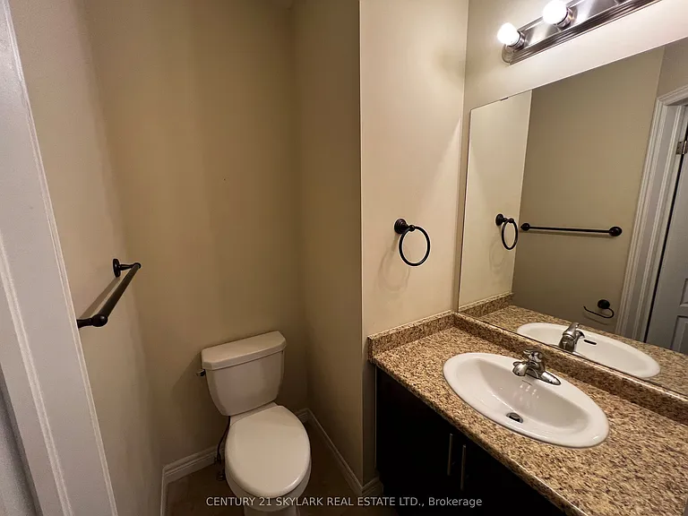 96 Charleswood Cres — Photo 7