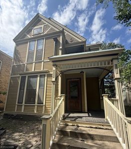 2420 Stevens Ave, Minneapolis, MN, 55404
