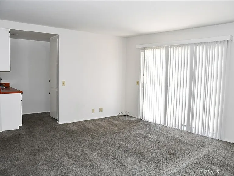 522 E Collins Ave — Photo 28