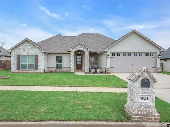 901 Sunny Mdws, Whitehouse, TX 75791