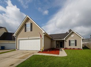 613 Saint Ives Ln, Goose Creek, SC 29445