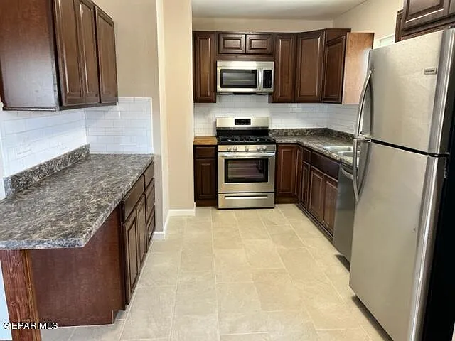 3319 Nations Ave — Photo 4