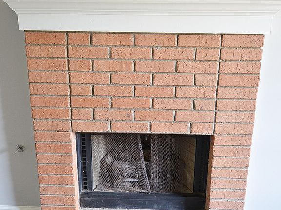 5th image of 7107 Hampton Dr