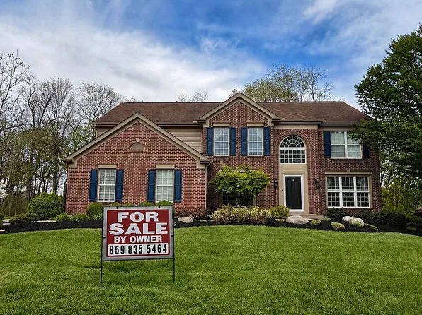 825 Schuler Ct, Crescent Springs, KY 41017