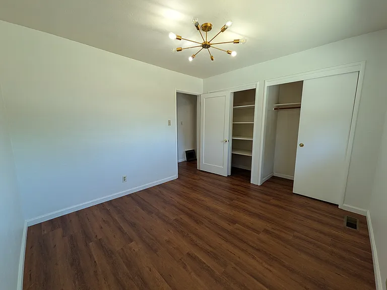 550 Harmony Dr — Photo 8