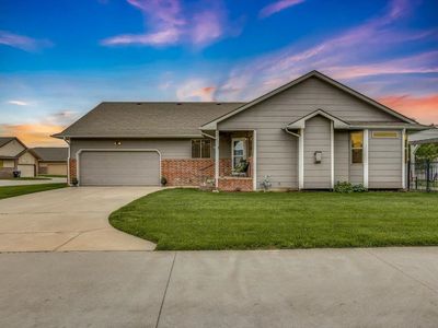 221 S Maize Rd UNIT 17 & 18, Wichita, KS, 67209