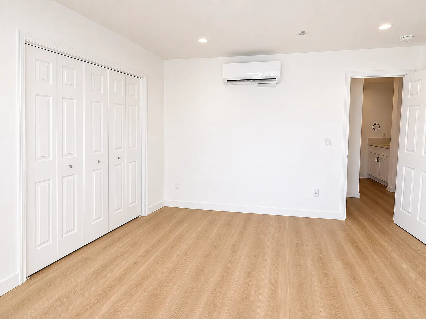 1 bed, 425 sqft, $2,600 — Photo 4