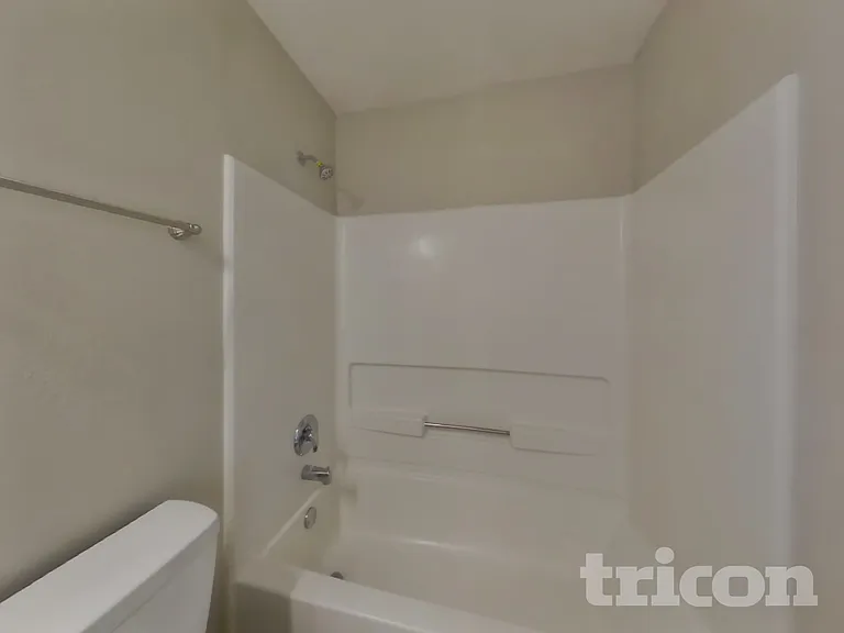 2990 Parkview Dr — Photo 16