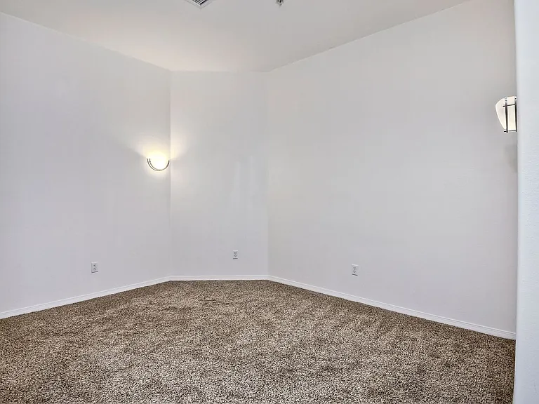 Harborview Apartments — Photo 55