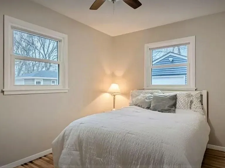 Ceiling fans in all bedrooms