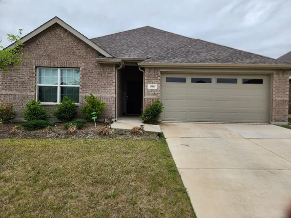 208 Greenhill St, Glenn Heights, TX 75154