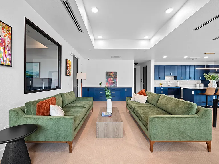 Residences at Willow Park Flats — Photo 8