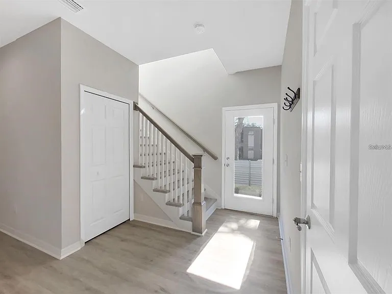 8303 King Blossom Ct — Photo 5