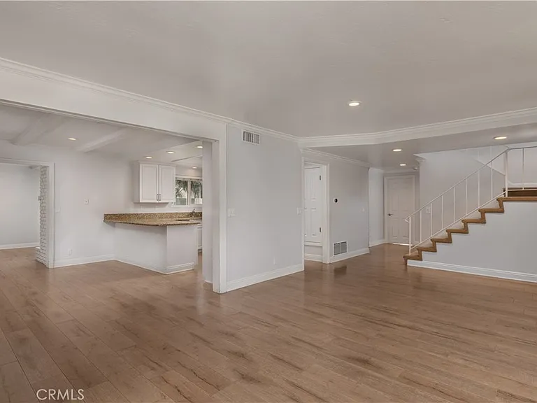 2336 La Linda Pl — Photo 19