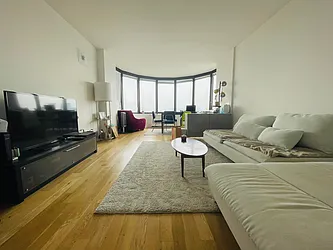 Rented by Royal Operation System