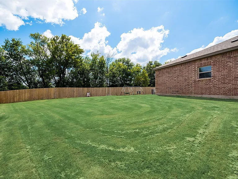 1503 Hill Top Ct — Photo 27
