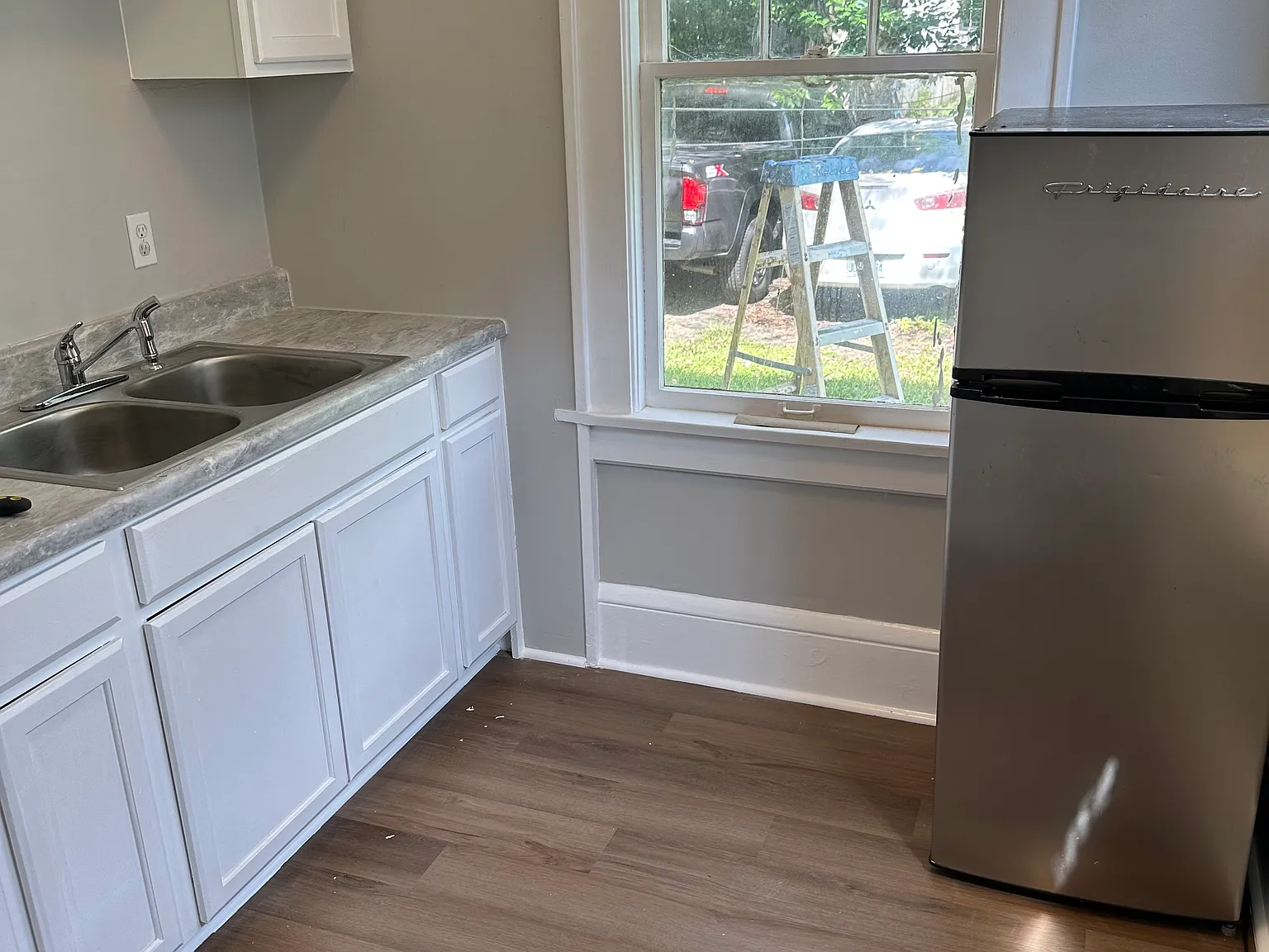 Studio, 400 sqft, $965 — Photo 4