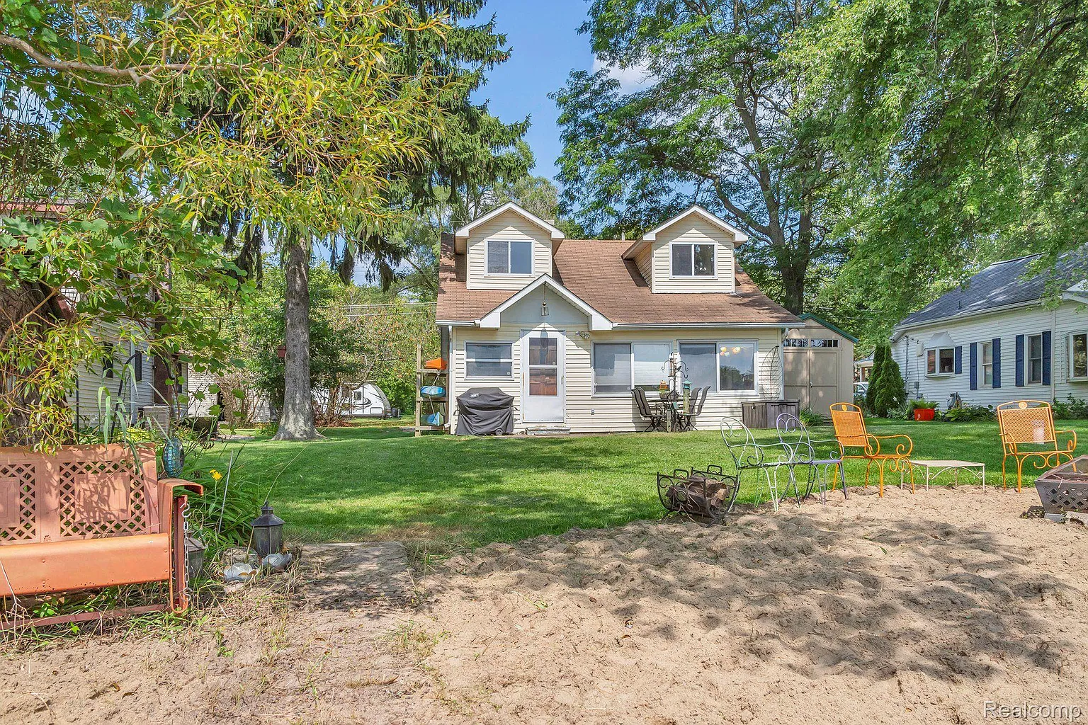 6818 Rink Dr photo 1
