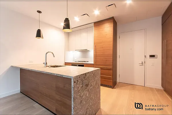 Rented by Batra Group Inc | media 1