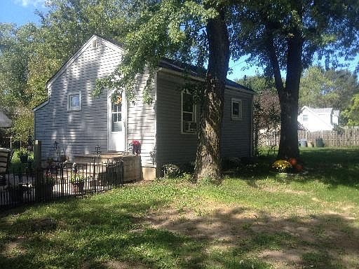 1st image of 21708 W Grand Ave