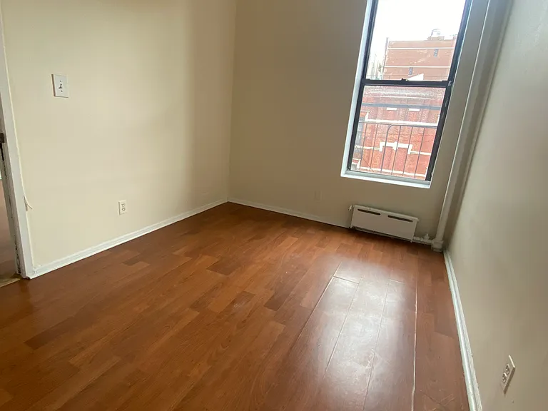 73 W 83rd St #5E — Photo 12