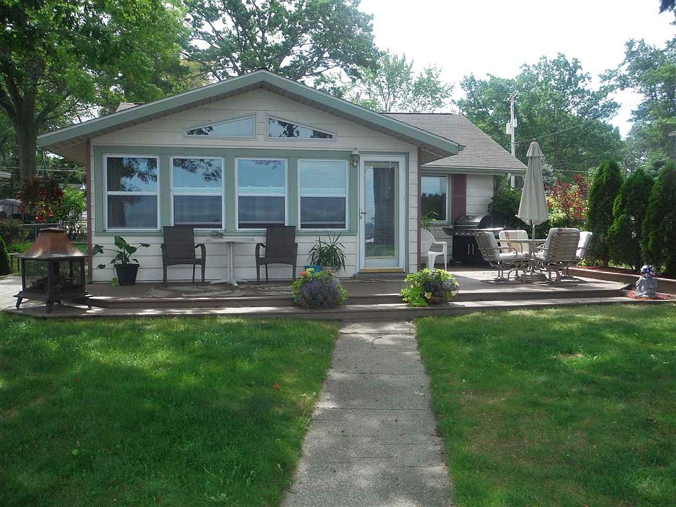 1st image of 108 Houghton View Dr