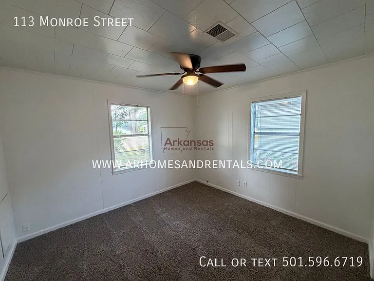 113 N Monroe St — Photo 10