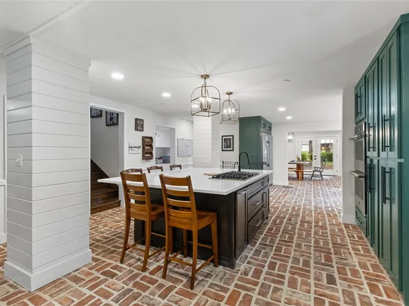 4850 E Mission Blvd, Fayetteville, AR 72703