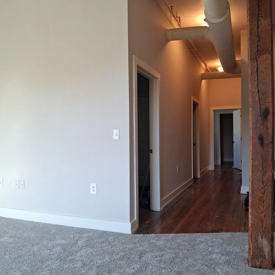 Weldon Downtown Apartments — Photo 2