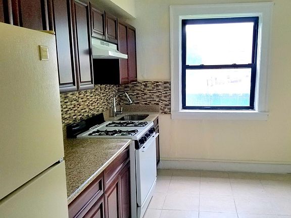2nd image of 562 Park Ave APT 2W