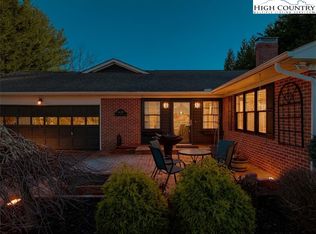 438 Glade Valley Rd, Glade Valley, NC 28627