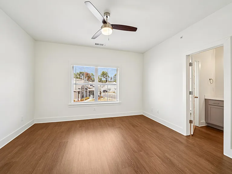 Turnberry Park Apartments and Homes — Photo 115
