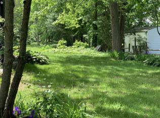 43 Eisenhower Rd, Weymouth, MA 02190