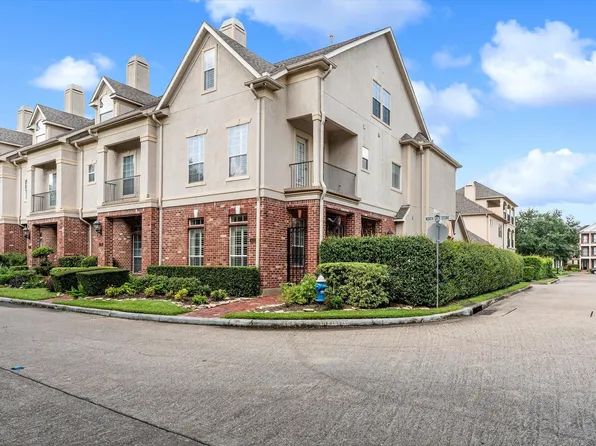 447 N Gate Stone, Houston, TX 77007