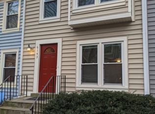 6143 Glen Eagles Ct, Falls Church, VA 22044