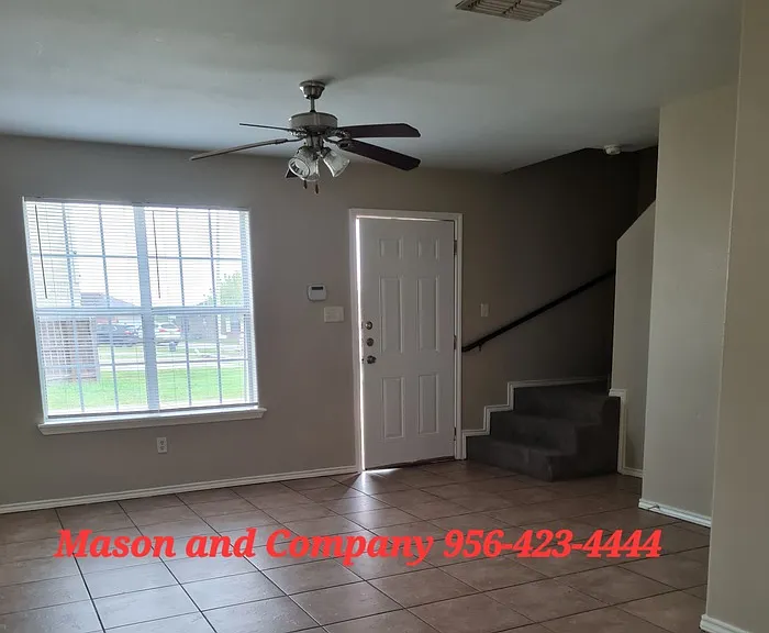 809 W Arroyo Park Ln #A — Photo 4