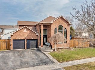 2 Royal Amber Cres, East Gwillimbury, ON