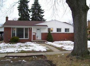 34131 Ann Arbor Trl, Livonia, MI 48150