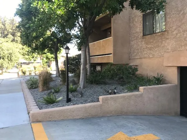 144 N Michigan Ave #2, Pasadena, CA 91106