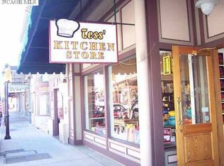 153 Mill St, Grass Valley, CA 95945