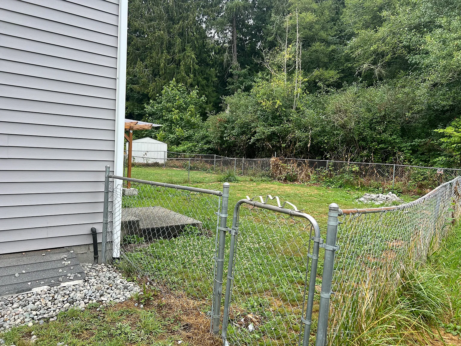 3 bed, 1.5 bath, 1032 sqft, $2,600 — Photo 3