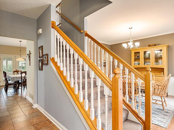 4th image of 5836 Chiddingstone Ln