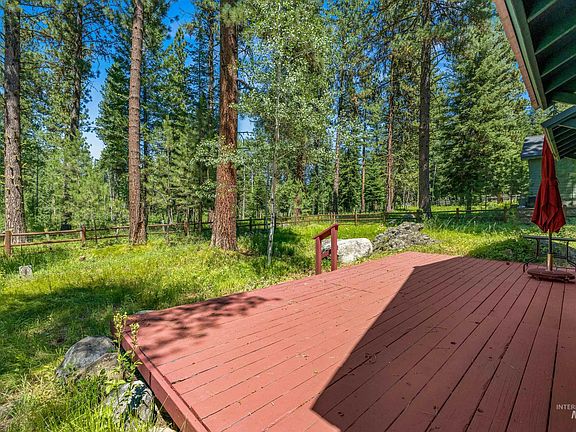 5th image of 609 Woodlands Dr