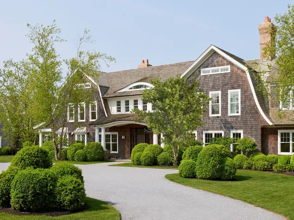 71 Pheasant Ln, Southampton, NY 11968